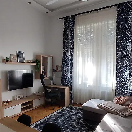 Apartamento Ella At Dóm Szeged